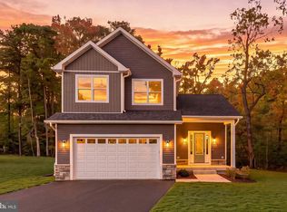 194 Seagull Ct, Montross, VA 22520
