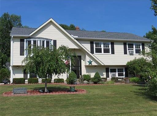 1st image of 23 Heritage Dr