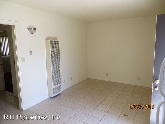 3rd image of 1410 W 227th St APT 4