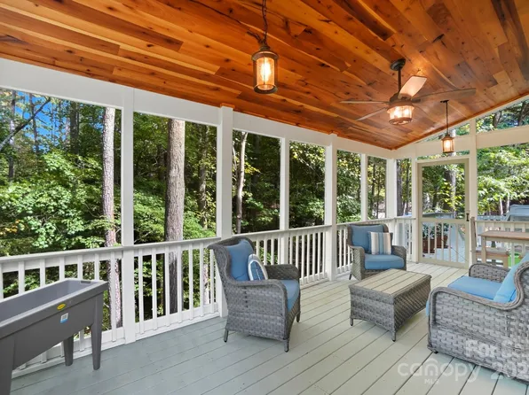 11177 Water Trace Dr, Tega Cay, SC 29708