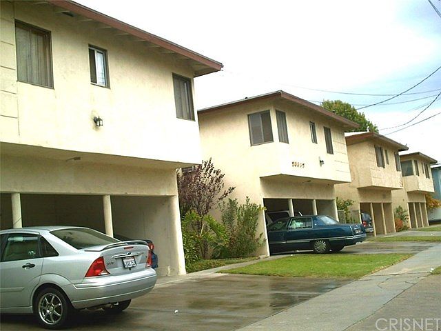 1st image of 20609 Hartland St