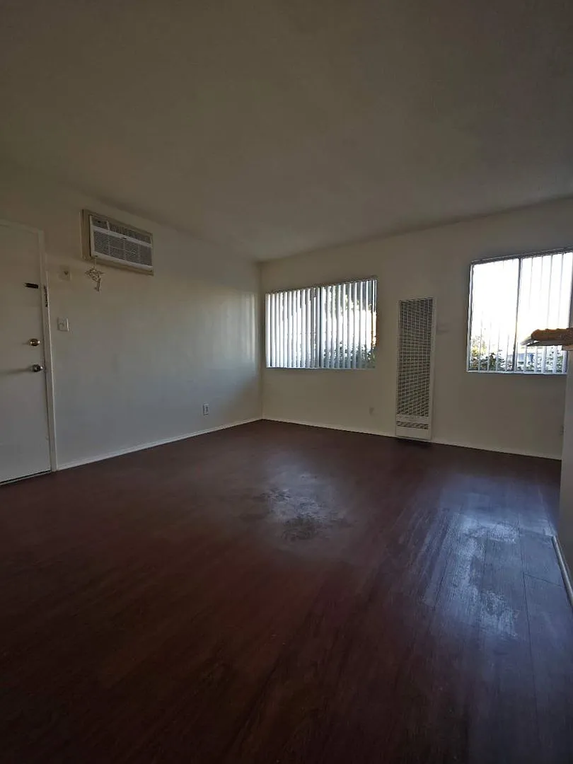 7723 Milton Ave. — Photo 3