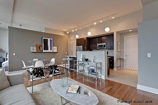 5th image of 154 School St APT 13