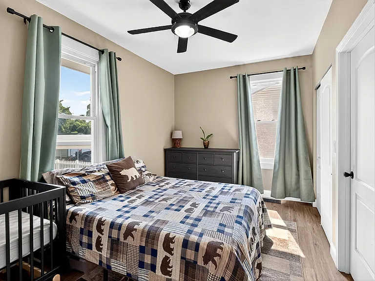 244 Sumner Blvd — Photo 13