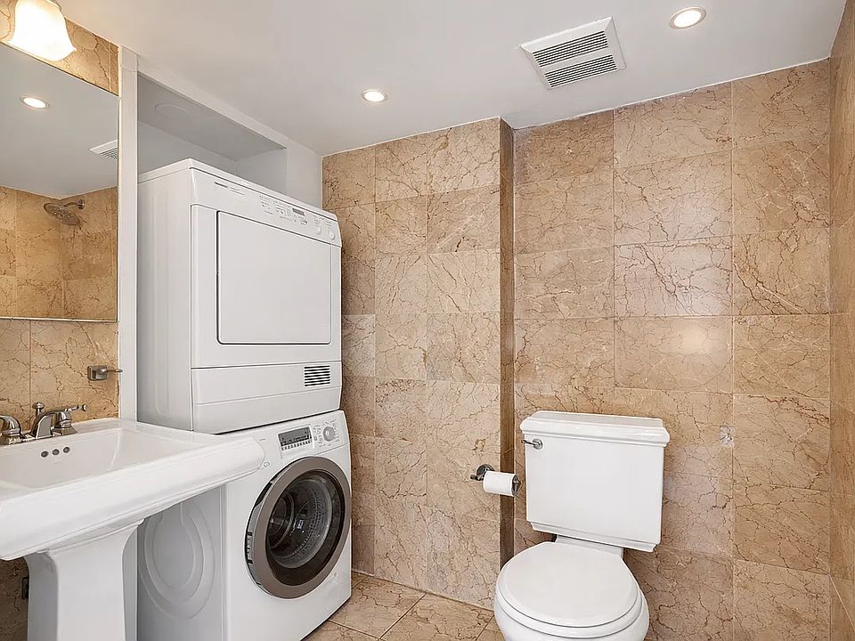 2nd image of 51 Leroy St APT 5B