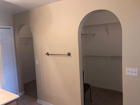 4th image of 14320 Econ Woods Ln