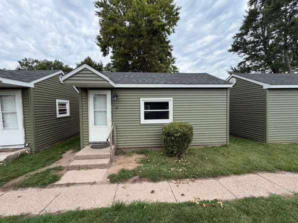 1013 S 9th St APT 4, Goshen, IN 46526