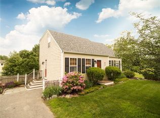 16 Brittney Ln, Warren, RI 02885