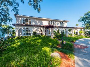 130 Riverside Dr, Ormond Beach, FL 32176