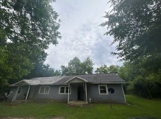 425 3rd St #A, Unadilla, GA 31091