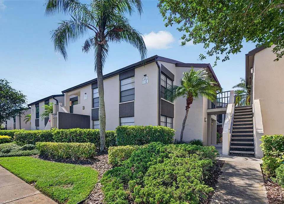2597 Countryside Blvd #209