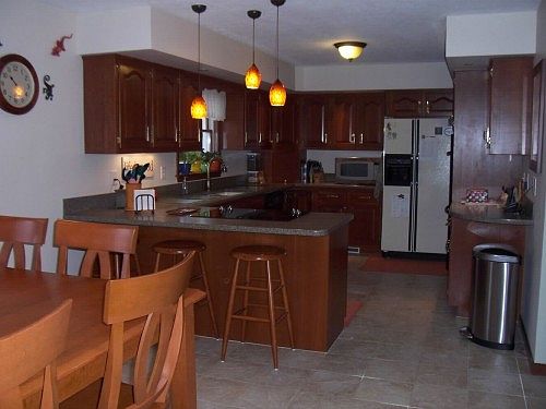 2nd image of 579 Kristina Cir