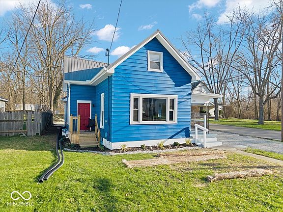 3rd image of 2108 Spring St