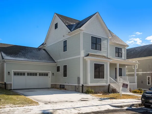 24 Senator Bolling Cir, Dorchester, MA 02124