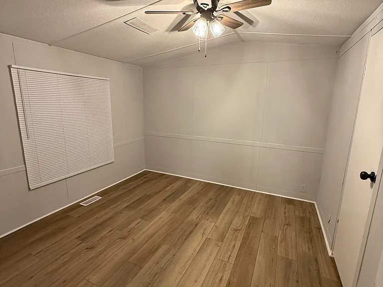 135 Cgs Cir — Photo 4