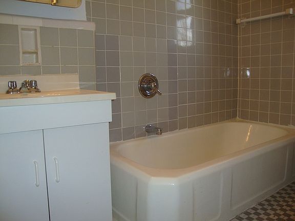 4th image of 64-41 Saunders St APT 501