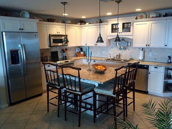 Beautifully Appointed Kitchen