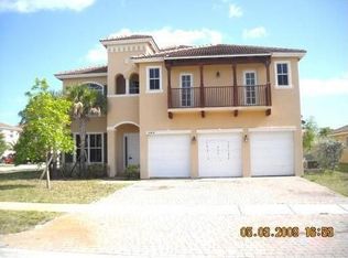 10404 SW 54th St, Cooper City, FL 33328