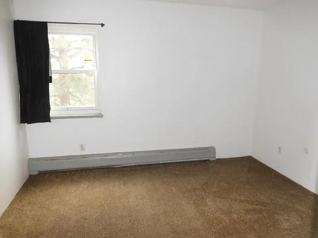 1250 Golden Cir — Photo 3