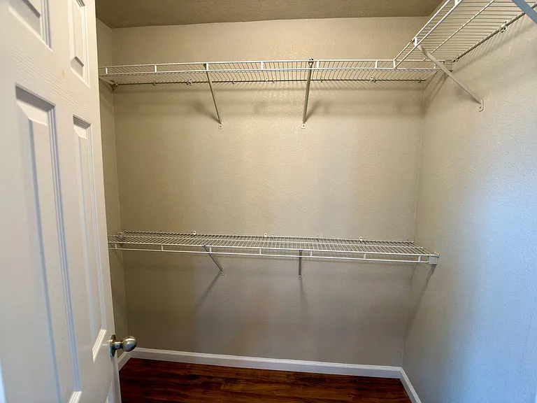 5104 Deerfield Dr — Photo 11