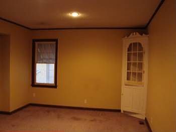 2nd image of 3307 S Maywood Ave