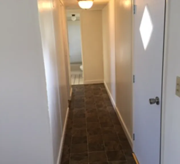 1909 W College St #6 — Photo 2