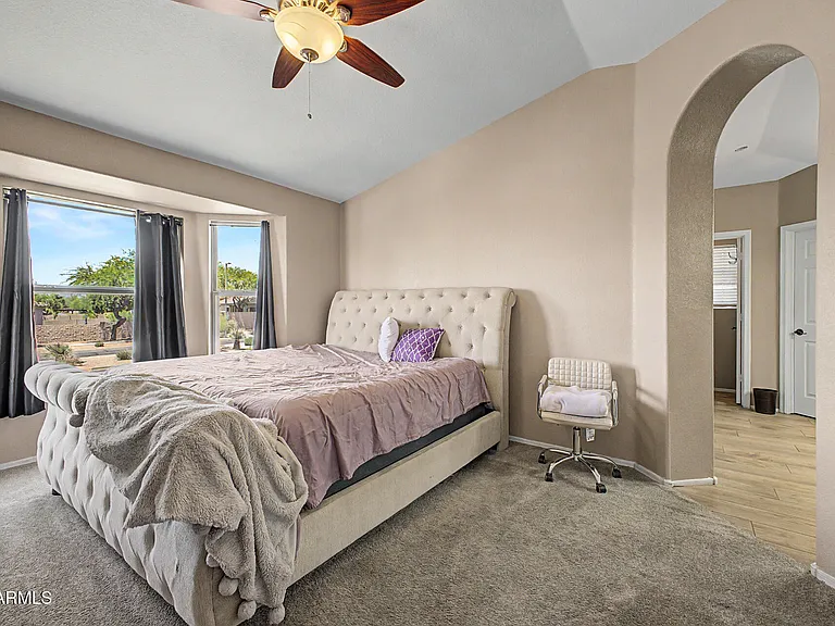 4518 E Rowel Rd — Photo 19