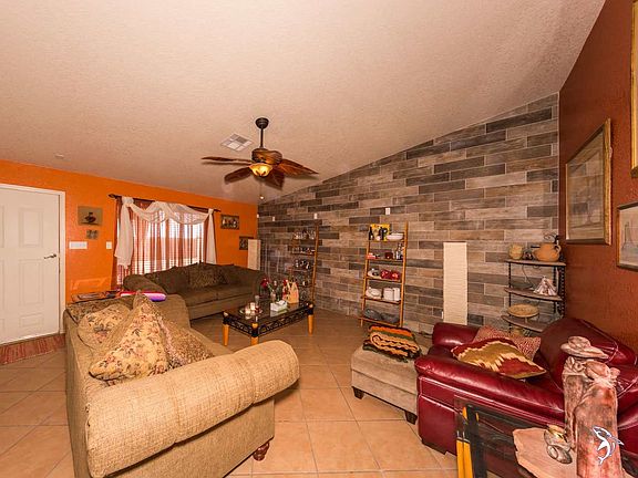 5th image of 4124 S Jasmine Ave