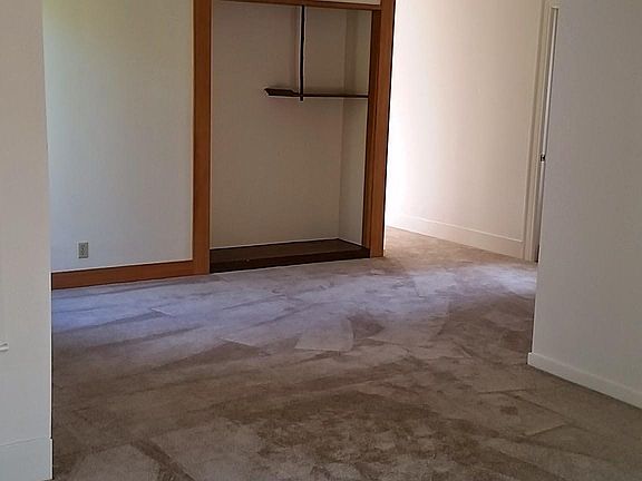 3rd image of 2056 Bush St APT 5