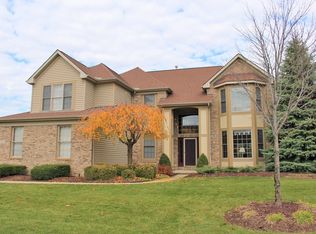 20538 Donegal Ln, Strongsville, OH 44149