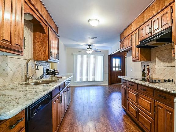 5th image of 1011 Bert Dr