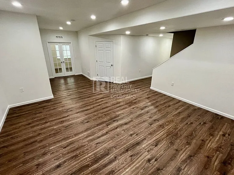 550 Gallegos Cir — Photo 15
