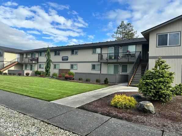 1310 E Section St #9, Mount Vernon, WA 98274