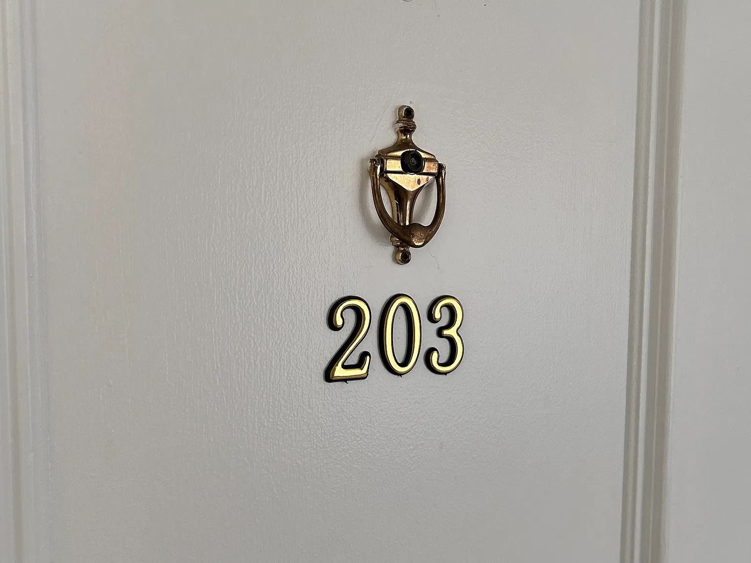 1 bed, 700 sqft, $1,025 — Photo 2