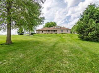 5315 W School Rd, Warrensburg, IL 62573