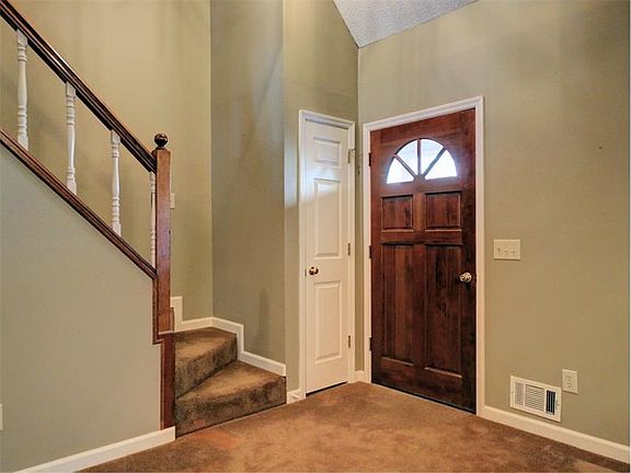 5th image of 732 Cedar Creek Way