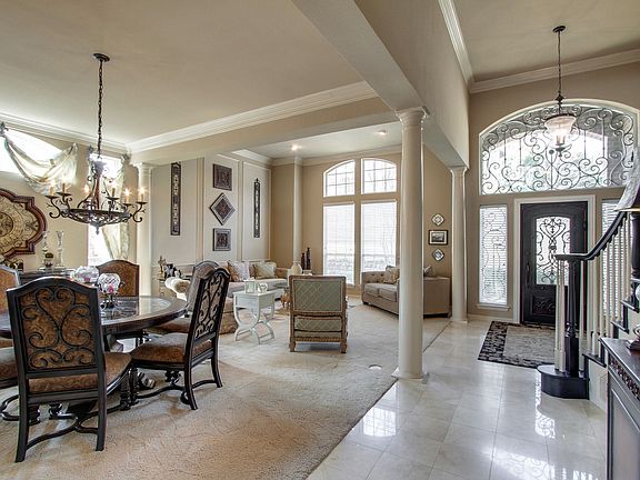 5th image of 3005 Creek Haven Dr