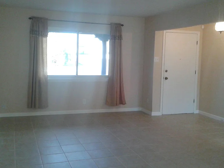 11724 Marquette Ave NE — Photo 19