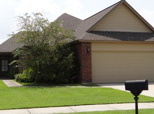 9060 Eastlake Dr, Baton Rouge, LA 70810