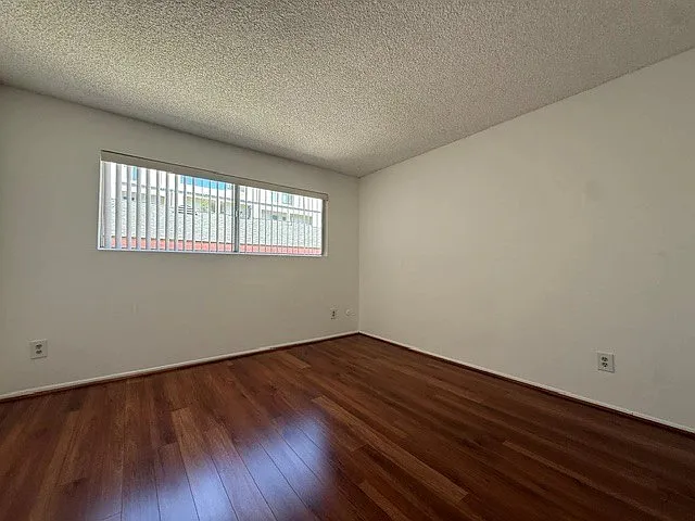 3720 Clarington Ave #201 — Photo 8