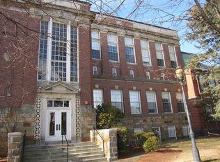 130 Beach St APT 202, Quincy, MA 02170