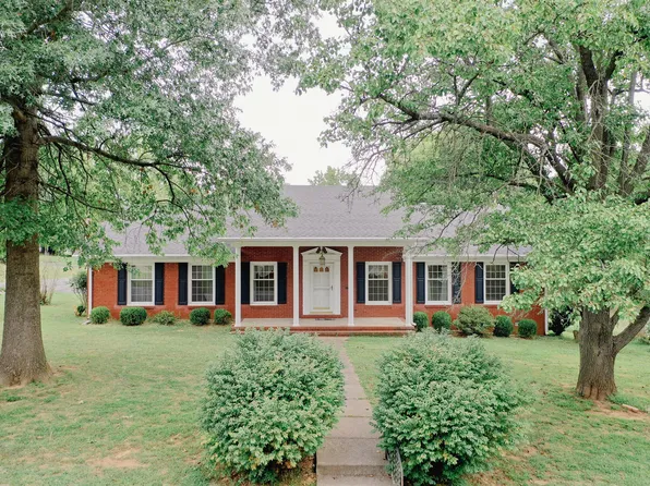 201 Cantrell Dr, Princeton, KY 42445