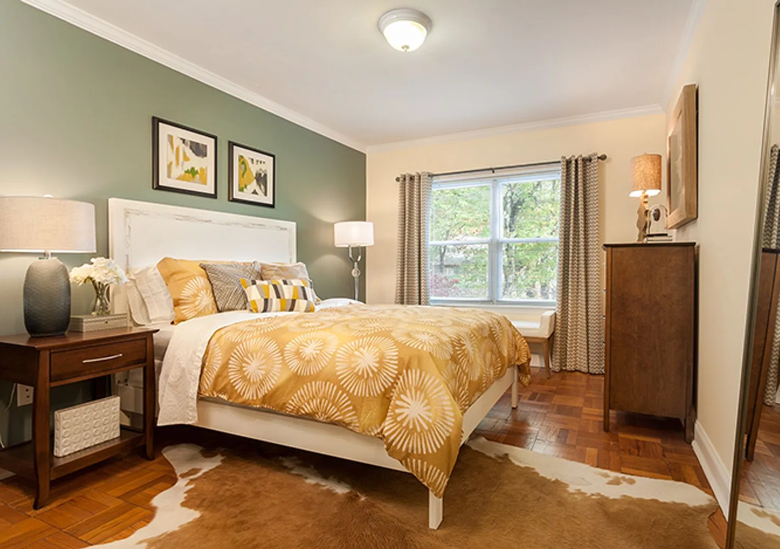 1BR w/ In-Unit Laundry | Heat & Hot Water Included — Photo 1
