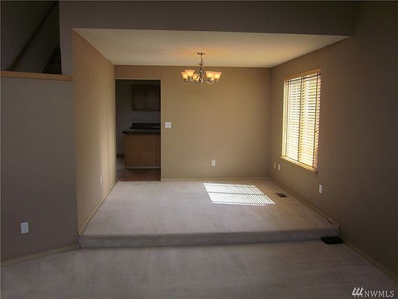 4th image of 24616 102nd Pl SE
