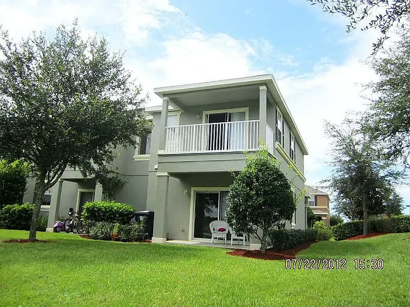 4 bed, 3.5 bath, 1774 sqft, $2,500 — Photo 3