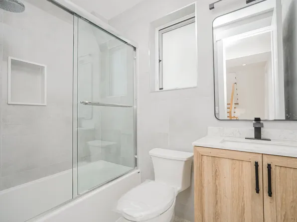 1753 East 21st Street image 28 of 49