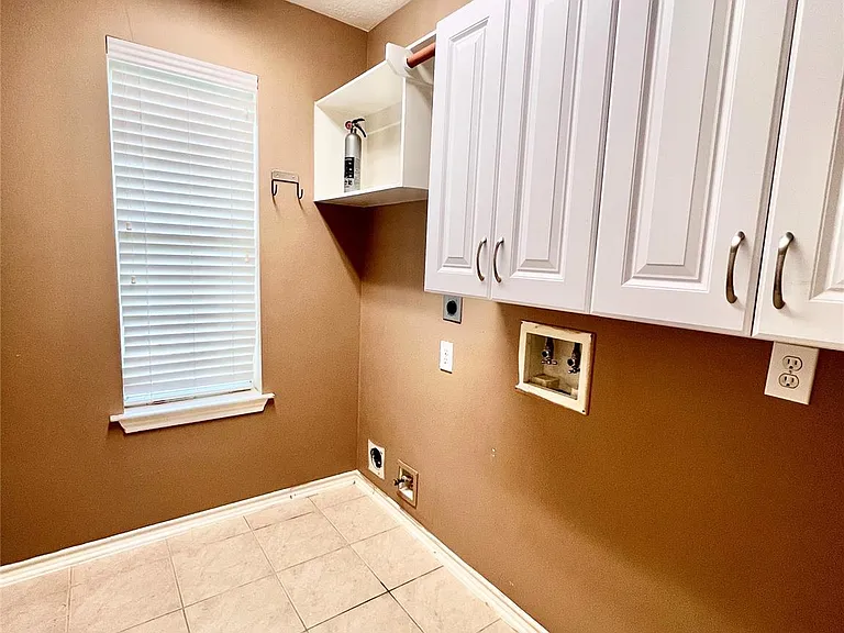 67 N Merryweather Cir — Photo 13