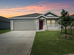 418 Fairy Duster Dr, New Braunfels, TX 78130