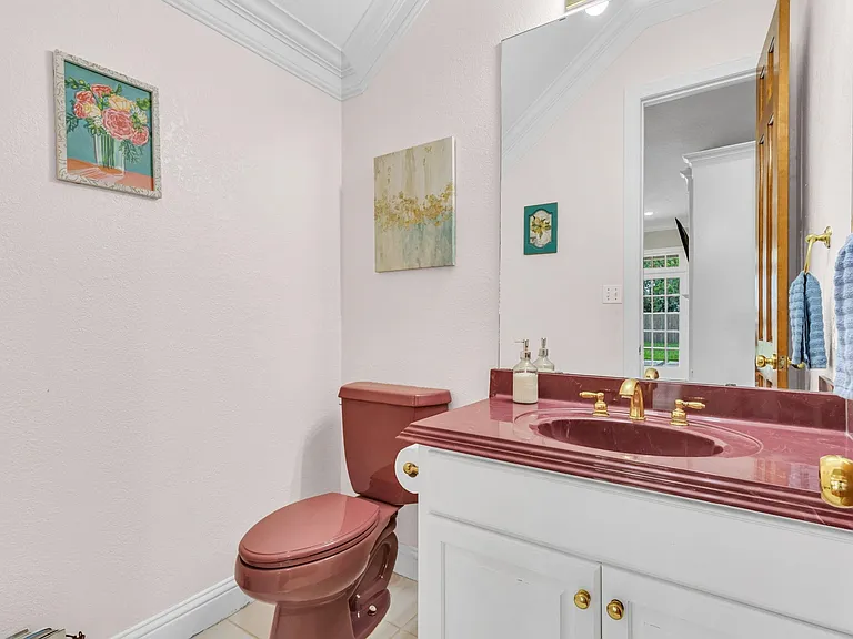 4 Twin Circle Dr — Photo 22
