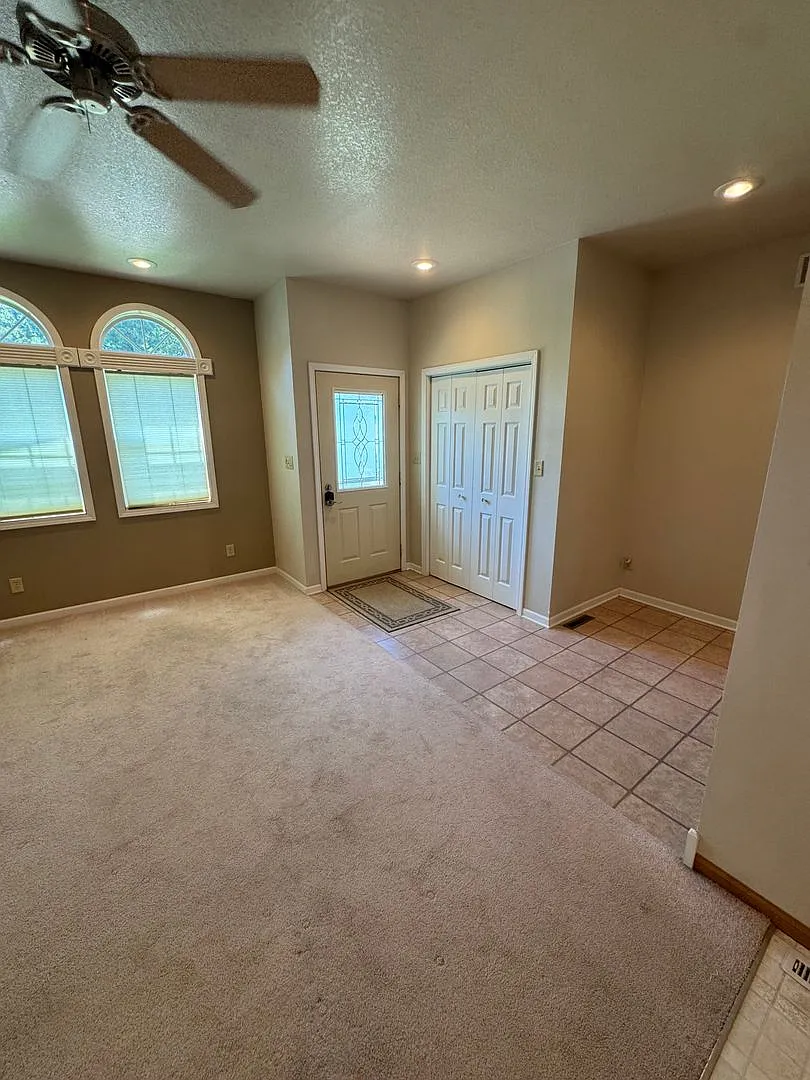 1015 Ave C, Fort Dodge — Photo 2